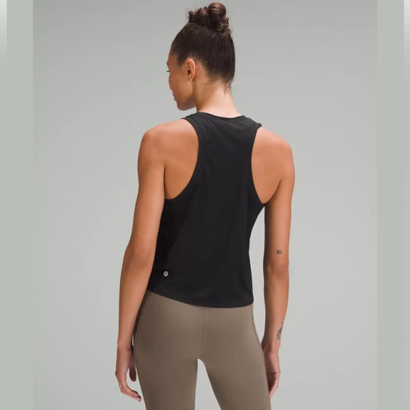 Lululemon Women’s Fast and Free Race Length Black Tank Top Size: 8 - Picture 2 of 9